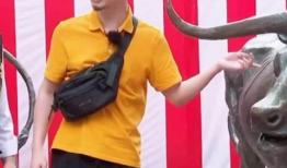 嘎嘎哥最新爆料新闻视频